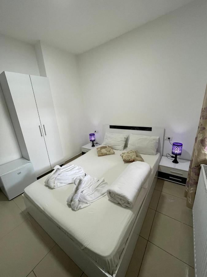 Tripoli Hostel *
